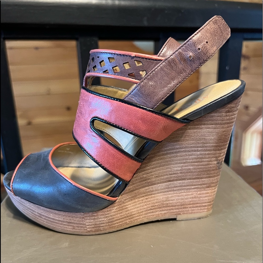 Levity leather wedge sandal